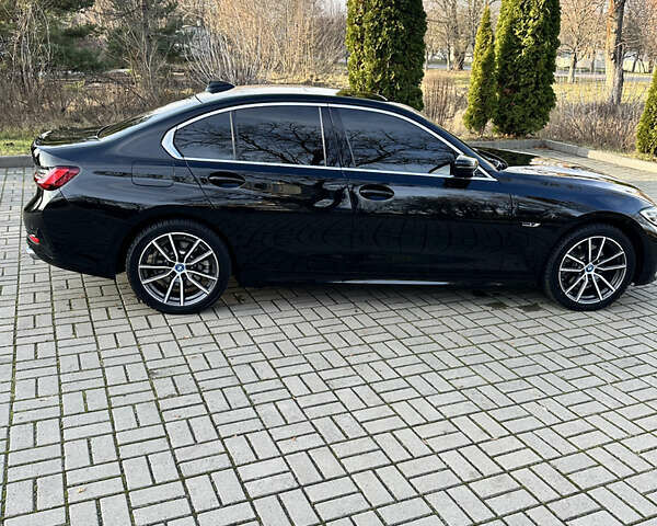 Черный БМВ 3 Серия, объемом двигателя 2 л и пробегом 52 тыс. км за 38000 $, фото 14 на Automoto.ua