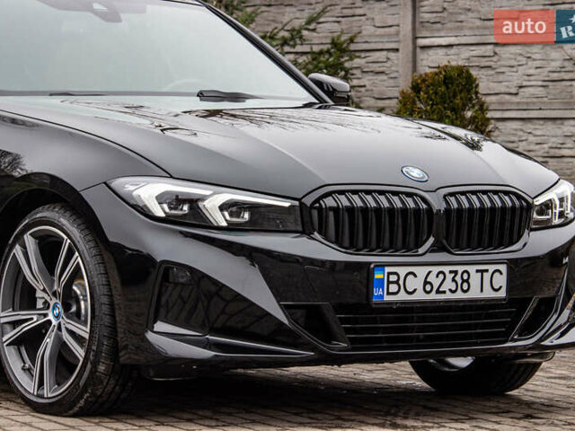 Черный БМВ 3 Серия, объемом двигателя 2 л и пробегом 6 тыс. км за 37800 $, фото 3 на Automoto.ua