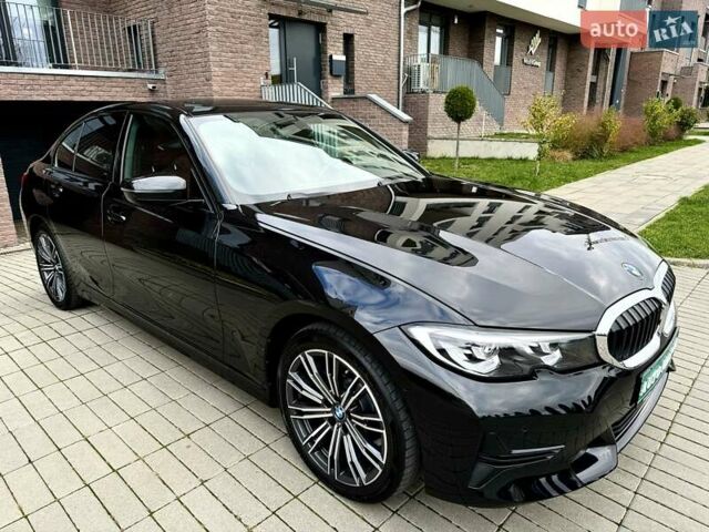 Черный БМВ 3 Серия, объемом двигателя 2 л и пробегом 17 тыс. км за 39500 $, фото 2 на Automoto.ua