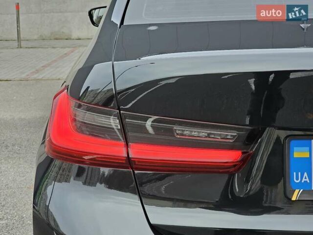Черный БМВ 3 Серия, объемом двигателя 2 л и пробегом 34 тыс. км за 37999 $, фото 10 на Automoto.ua