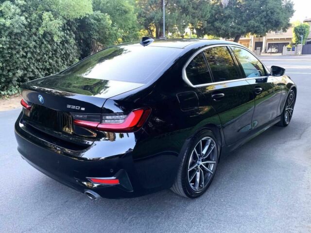 БМВ 3 Серія 2022 у Ужгороді на Automoto.ua Чорний БМВ 3 Серія, об'ємом двигуна 2 л та пробігом 30 тис. км за 20300 $, фото 6 на Automoto.ua