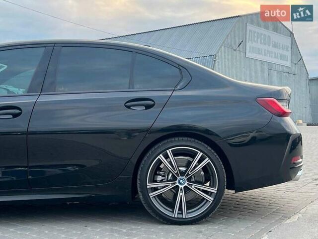 Чорний БМВ 3 Серія, об'ємом двигуна 2 л та пробігом 6 тис. км за 39190 $, фото 5 на Automoto.ua