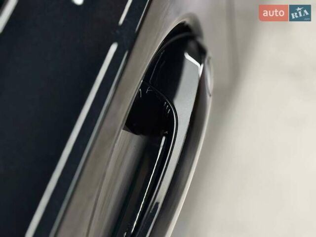 Черный БМВ 3 Серия, объемом двигателя 2 л и пробегом 12 тыс. км за 49999 $, фото 18 на Automoto.ua