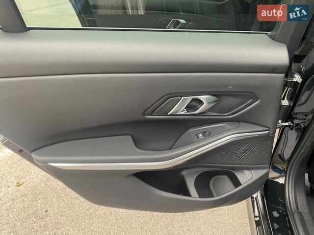 Черный БМВ 3 Серия, объемом двигателя 2 л и пробегом 36 тыс. км за 44500 $, фото 68 на Automoto.ua