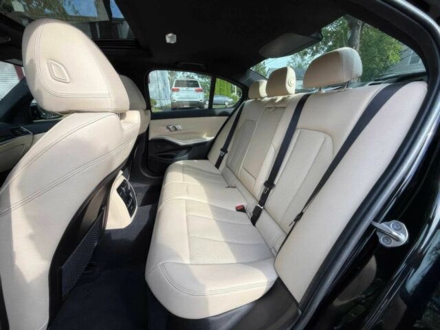 Чорний БМВ 3 Серія, об'ємом двигуна 3 л та пробігом 27 тис. км за 15000 $, фото 10 на Automoto.ua