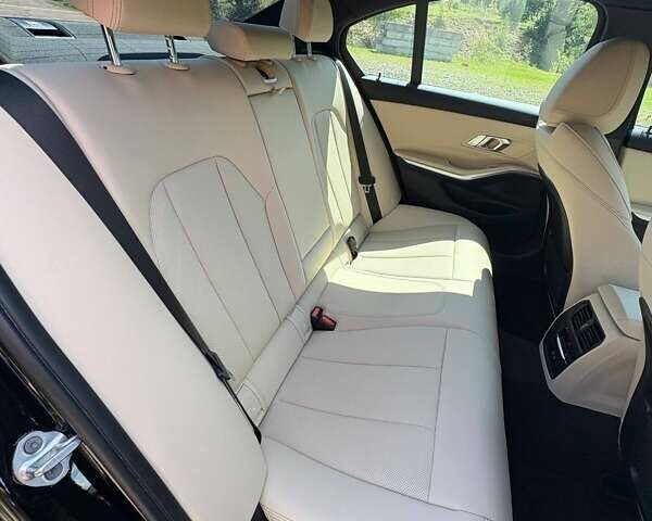 Черный БМВ 3 Серия, объемом двигателя 2 л и пробегом 15 тыс. км за 42800 $, фото 17 на Automoto.ua