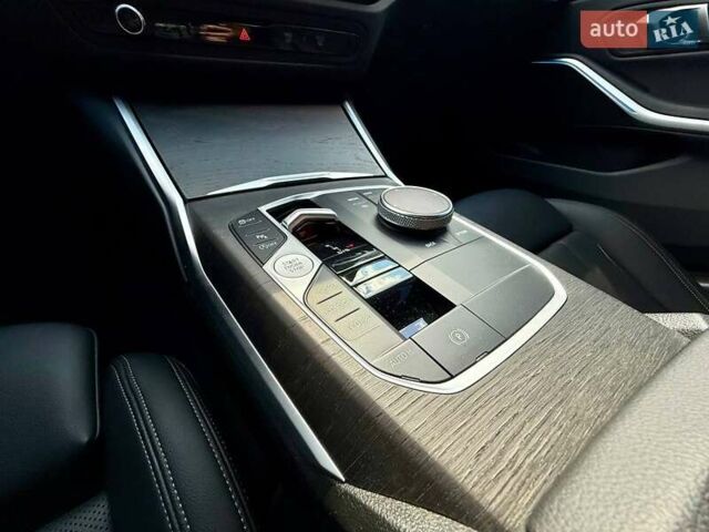 Чорний БМВ 3 Серія, об'ємом двигуна 2 л та пробігом 40 тис. км за 41500 $, фото 24 на Automoto.ua