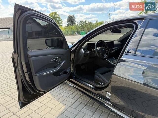 Чорний БМВ 3 Серія, об'ємом двигуна 2 л та пробігом 40 тис. км за 41500 $, фото 12 на Automoto.ua