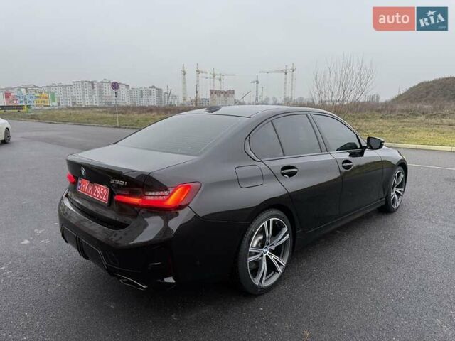 Чорний БМВ 3 Серія, об'ємом двигуна 2 л та пробігом 27 тис. км за 38999 $, фото 12 на Automoto.ua
