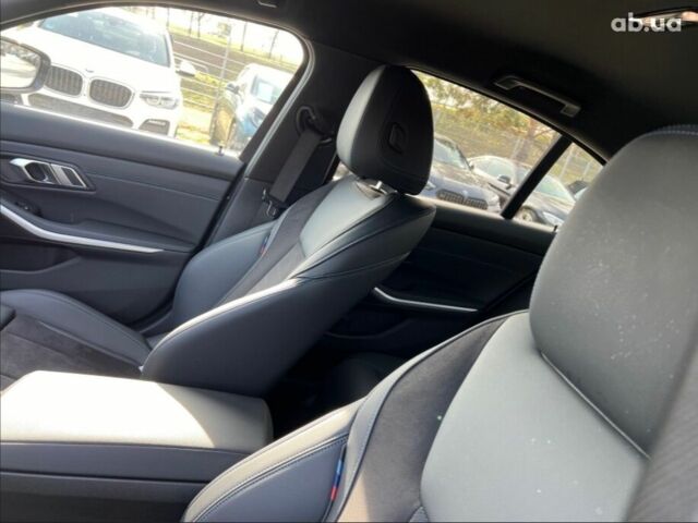 Черный БМВ 3 Серия, объемом двигателя 0 л и пробегом 2 тыс. км за 63252 $, фото 7 на Automoto.ua