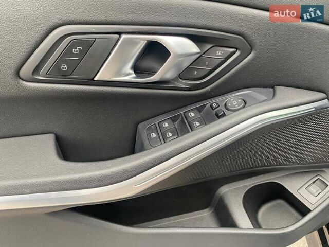 Черный БМВ 3 Серия, объемом двигателя 2 л и пробегом 36 тыс. км за 44500 $, фото 41 на Automoto.ua