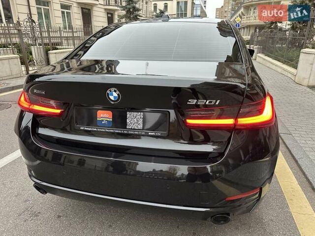 Черный БМВ 3 Серия, объемом двигателя 2 л и пробегом 7 тыс. км за 52500 $, фото 10 на Automoto.ua