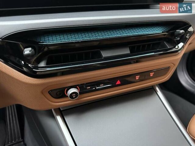 Черный БМВ 3 Серия, объемом двигателя 2 л и пробегом 7 тыс. км за 52500 $, фото 38 на Automoto.ua