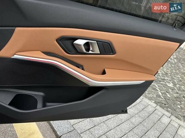 Черный БМВ 3 Серия, объемом двигателя 2 л и пробегом 7 тыс. км за 52500 $, фото 49 на Automoto.ua