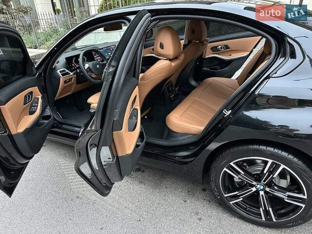 Черный БМВ 3 Серия, объемом двигателя 2 л и пробегом 7 тыс. км за 52500 $, фото 28 на Automoto.ua