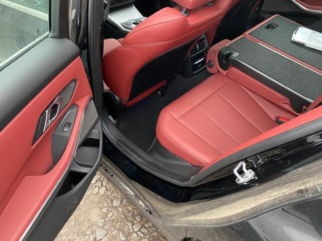 Чорний БМВ 3 Серія, об'ємом двигуна 0 л та пробігом 1 тис. км за 25000 $, фото 6 на Automoto.ua