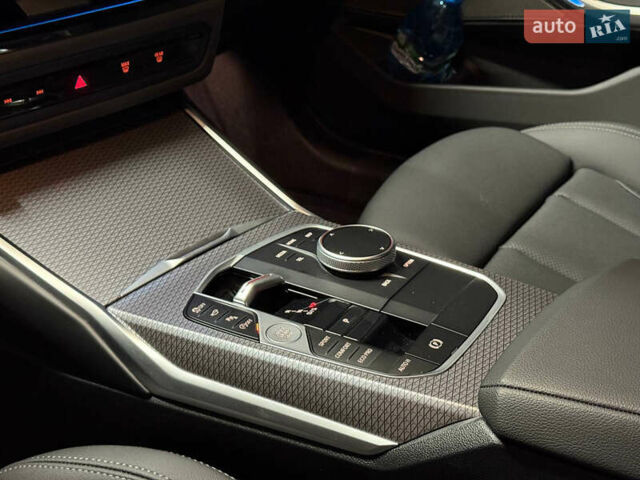 Черный БМВ 3 Серия, объемом двигателя 3 л и пробегом 9 тыс. км за 65000 $, фото 13 на Automoto.ua