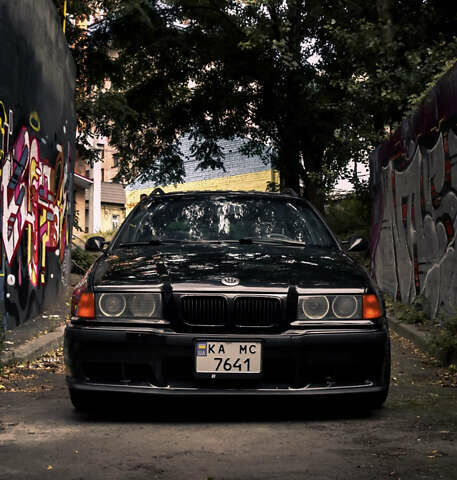 Чорний БМВ 3 Серія, об'ємом двигуна 2.8 л та пробігом 414 тис. км за 4750 $, фото 4 на Automoto.ua