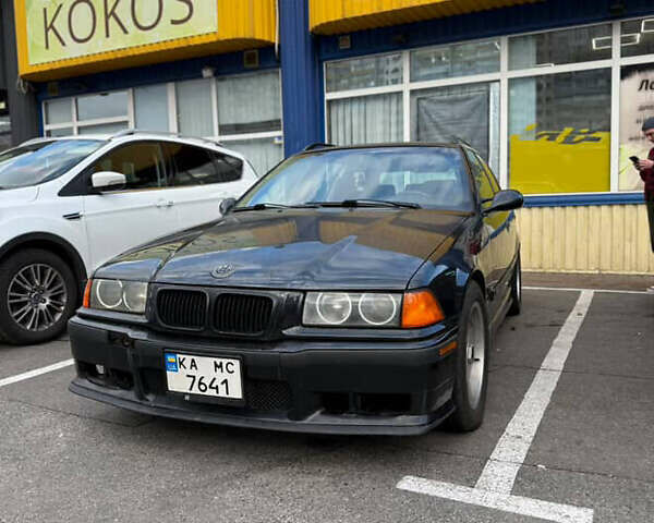 Чорний БМВ 3 Серія, об'ємом двигуна 2.8 л та пробігом 414 тис. км за 4750 $, фото 1 на Automoto.ua