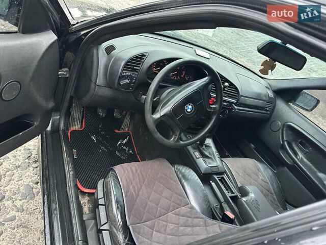 Черный БМВ 3 Серия, объемом двигателя 1.8 л и пробегом 545 тыс. км за 1900 $, фото 5 на Automoto.ua