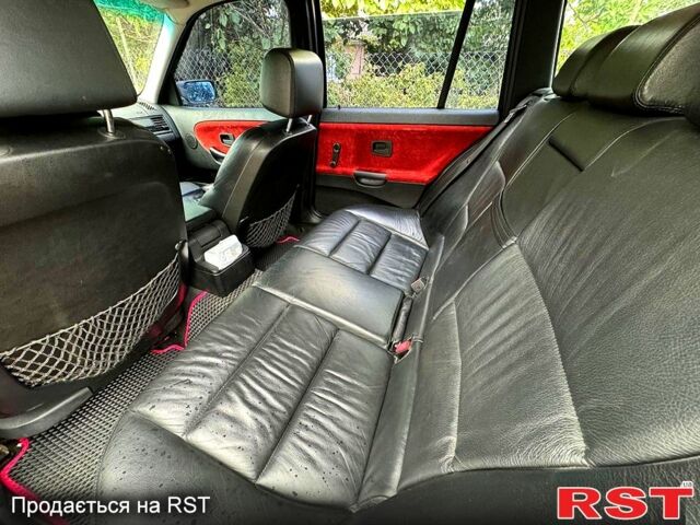 Черный БМВ 3 Серия, объемом двигателя 1.8 л и пробегом 0 тыс. км за 2600 $, фото 8 на Automoto.ua