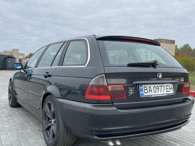 Черный БМВ 3 Серия, объемом двигателя 2.9 л и пробегом 3 тыс. км за 4319 $, фото 10 на Automoto.ua
