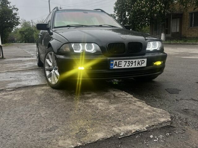 Черный БМВ 3 Серия, объемом двигателя 3 л и пробегом 400 тыс. км за 6000 $, фото 3 на Automoto.ua