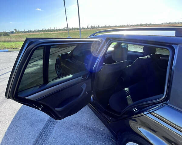 Чорний БМВ 3 Серія, об'ємом двигуна 2 л та пробігом 333 тис. км за 4000 $, фото 11 на Automoto.ua