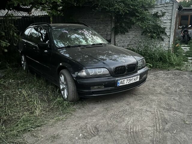 Черный БМВ 3 Серия, объемом двигателя 3 л и пробегом 400 тыс. км за 6000 $, фото 1 на Automoto.ua