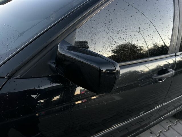 Чорний БМВ 3 Серія, об'ємом двигуна 2 л та пробігом 425 тис. км за 2999 $, фото 3 на Automoto.ua