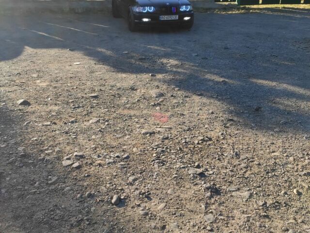 Черный БМВ 3 Серия, объемом двигателя 0 л и пробегом 400 тыс. км за 2800 $, фото 2 на Automoto.ua