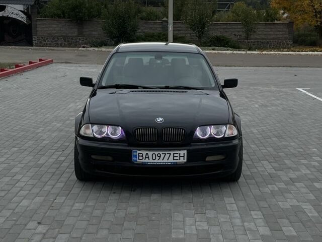 Черный БМВ 3 Серия, объемом двигателя 2.9 л и пробегом 3 тыс. км за 4319 $, фото 1 на Automoto.ua