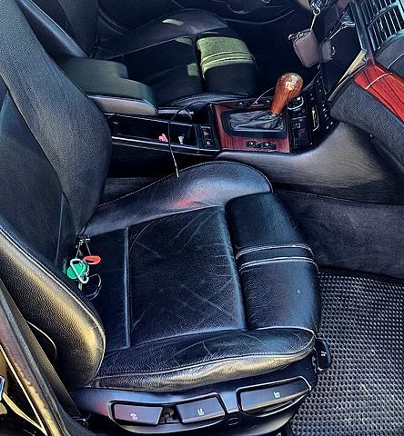 Черный БМВ 3 Серия, объемом двигателя 2 л и пробегом 304 тыс. км за 4900 $, фото 1 на Automoto.ua