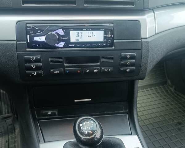 Черный БМВ 3 Серия, объемом двигателя 2.2 л и пробегом 369 тыс. км за 5200 $, фото 9 на Automoto.ua