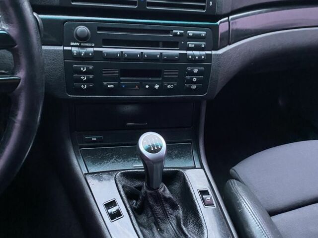 Чорний БМВ 3 Серія, об'ємом двигуна 2 л та пробігом 400 тис. км за 4400 $, фото 9 на Automoto.ua