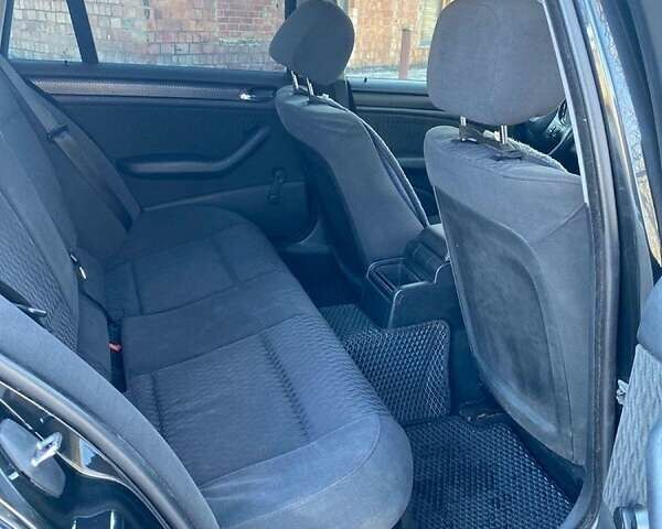 Чорний БМВ 3 Серія, об'ємом двигуна 2 л та пробігом 299 тис. км за 5000 $, фото 14 на Automoto.ua