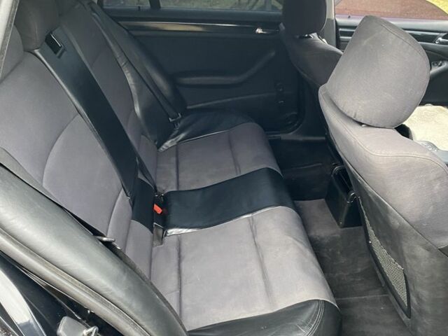 Чорний БМВ 3 Серія, об'ємом двигуна 2 л та пробігом 400 тис. км за 4400 $, фото 10 на Automoto.ua