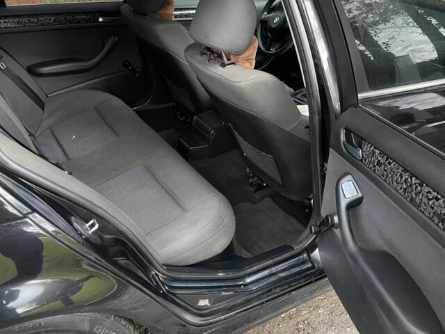 Чорний БМВ 3 Серія, об'ємом двигуна 2.2 л та пробігом 317 тис. км за 3350 $, фото 13 на Automoto.ua
