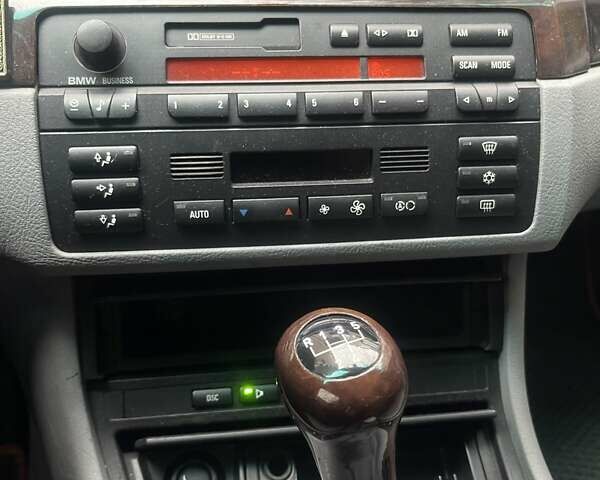 Чорний БМВ 3 Серія, об'ємом двигуна 2.49 л та пробігом 197 тис. км за 6300 $, фото 9 на Automoto.ua