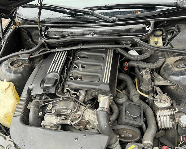 Черный БМВ 3 Серия, объемом двигателя 3 л и пробегом 323 тыс. км за 4600 $, фото 13 на Automoto.ua