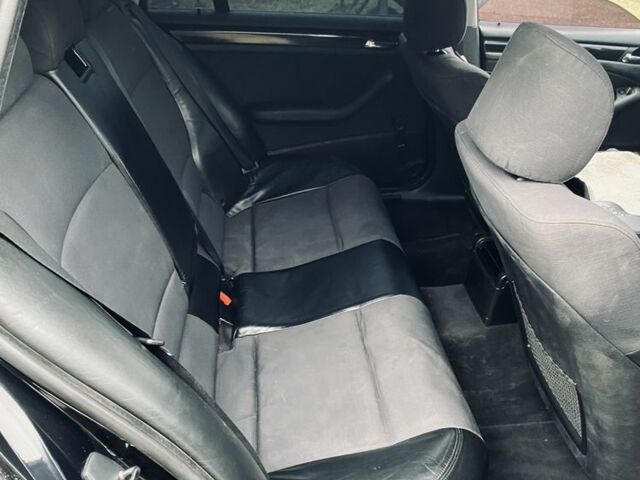 Черный БМВ 3 Серия, объемом двигателя 2 л и пробегом 400 тыс. км за 4140 $, фото 14 на Automoto.ua