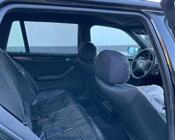 Чорний БМВ 3 Серія, об'ємом двигуна 2 л та пробігом 340 тис. км за 3500 $, фото 4 на Automoto.ua