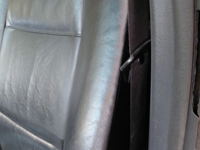 Черный БМВ 3 Серия, объемом двигателя 0 л и пробегом 396 тыс. км за 4687 $, фото 7 на Automoto.ua