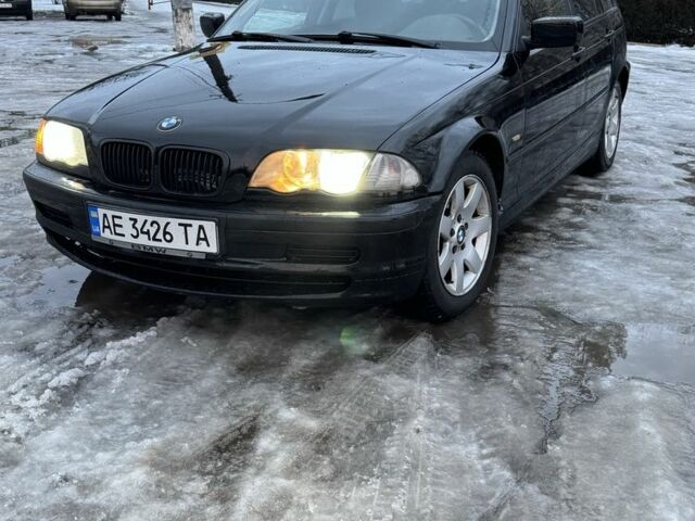 Черный БМВ 3 Серия, объемом двигателя 2 л и пробегом 328 тыс. км за 3900 $, фото 7 на Automoto.ua