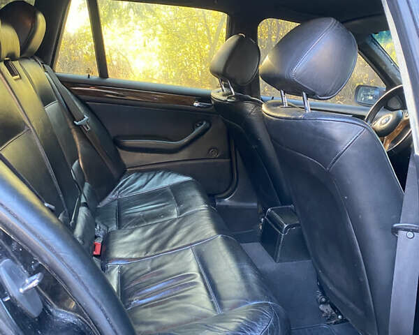 Черный БМВ 3 Серия, объемом двигателя 2 л и пробегом 324 тыс. км за 4400 $, фото 12 на Automoto.ua