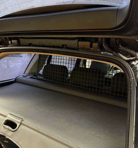 Черный БМВ 3 Серия, объемом двигателя 2 л и пробегом 500 тыс. км за 5100 $, фото 6 на Automoto.ua