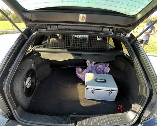 Черный БМВ 3 Серия, объемом двигателя 2.93 л и пробегом 430 тыс. км за 6800 $, фото 8 на Automoto.ua