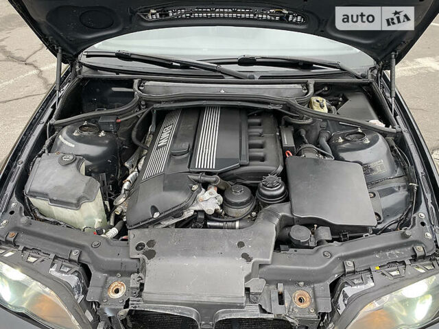 Черный БМВ 3 Серия, объемом двигателя 2.2 л и пробегом 272 тыс. км за 5000 $, фото 1 на Automoto.ua