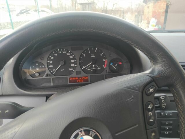 Черный БМВ 3 Серия, объемом двигателя 1.8 л и пробегом 254 тыс. км за 4600 $, фото 11 на Automoto.ua