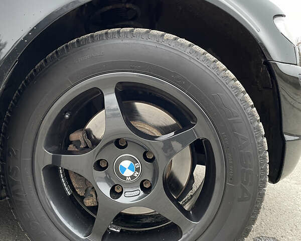 Черный БМВ 3 Серия, объемом двигателя 2 л и пробегом 338 тыс. км за 4700 $, фото 10 на Automoto.ua